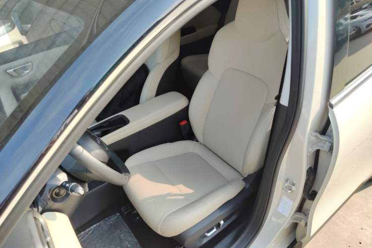 Used Wuling Bingo PLUS 2024 510 km Range 5-Seater Version
