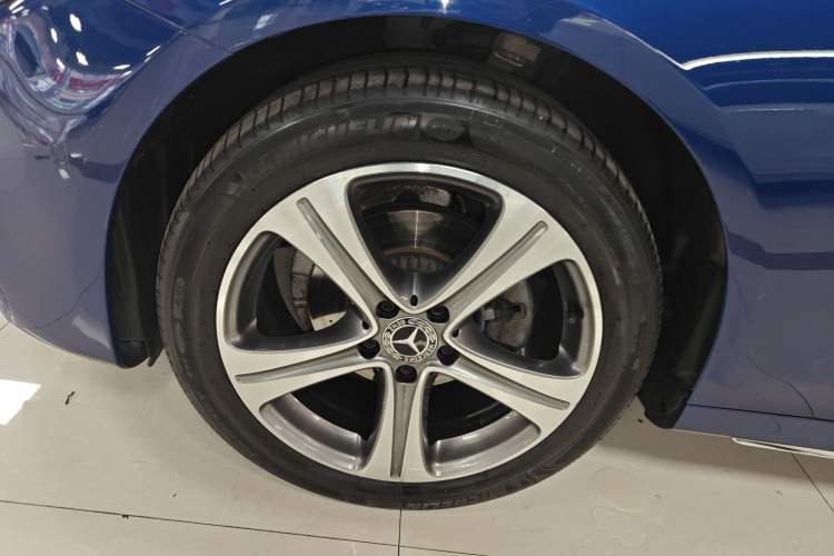 Used Mercedes-Benz E-Class 2016 E 200 L Sport Edition
