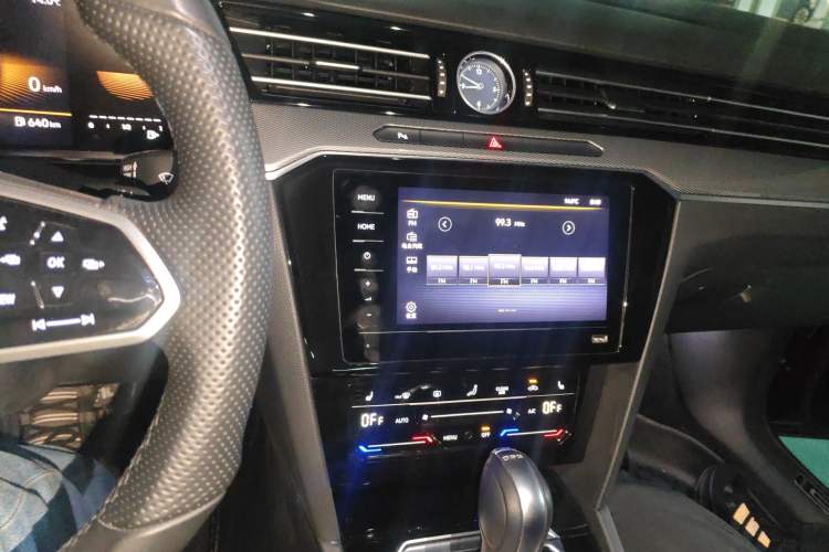 Used Volkswagen Magotan 2025 Zhongxiang Model 280TSI DSG Luxury Version