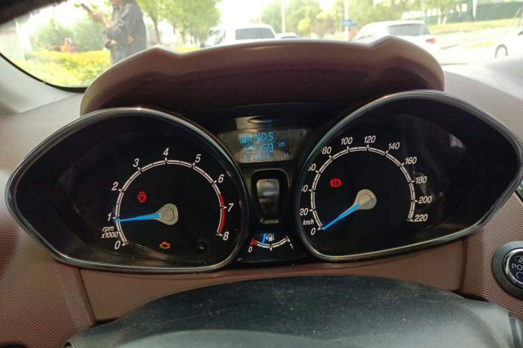 Used Ford Fiesta 2014 Hatchback 1.0 GTDi Automatic Dynamic Model Instrument Cluster