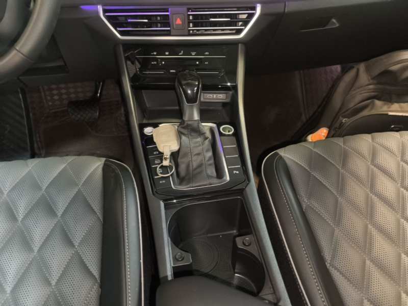 Used Volkswagen Sagitar 2023 200TSI DSG Excellence Edition — 13