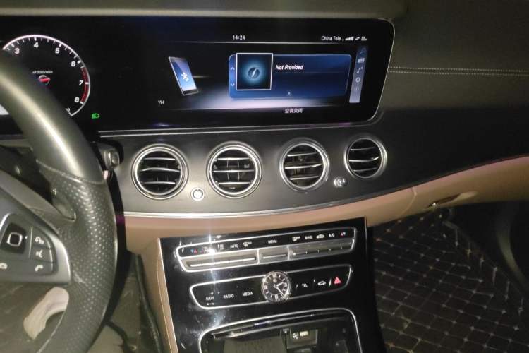 Used Mercedes-Benz E-Class 2017 E 300 L Sporty and Stylish Model
