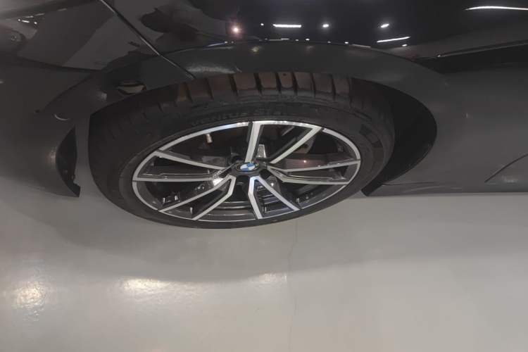 Used BMW 3 Series 2024 325Li M Sport Package