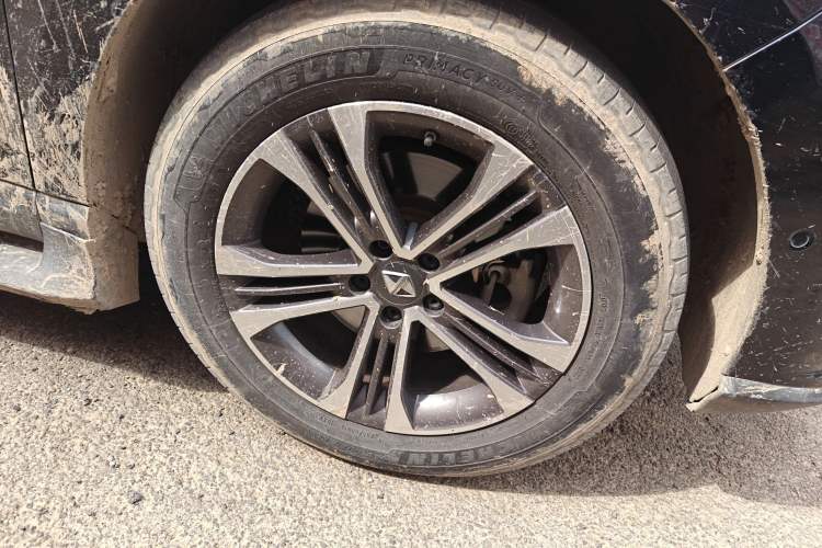 Used BORGWARD BX7 2016 28T Two-Wheel Drive Luxury Version 5 Seats
