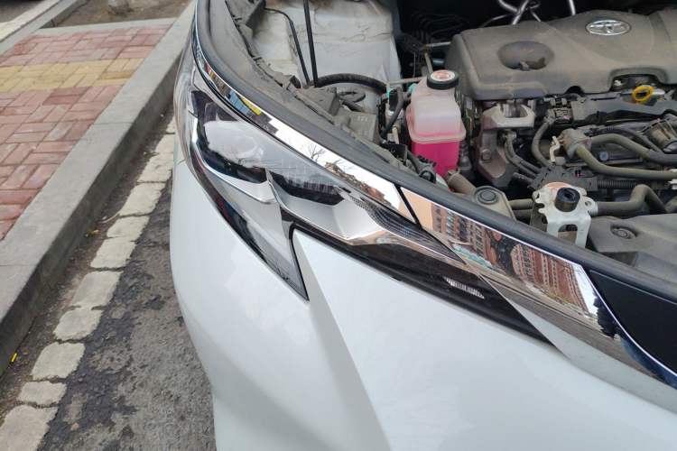 Used Toyota Sienna 2023 2.5L Hybrid Comfort Edition
