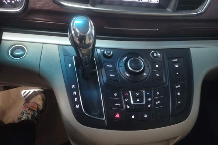 Used Buick GL8 2018 28T Prestige Version China VI Standard