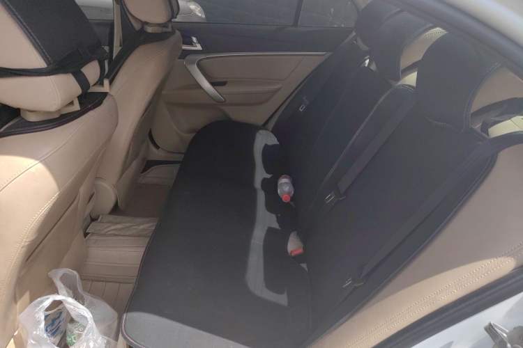 Used Geely Auto Emgrand 2017 Sedan Million Edition 1.5L Manual Luxury Model