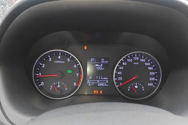 Used Hyundai Celesta 2018 1.6L Automatic GL Enjoyment Edition China VI compliant