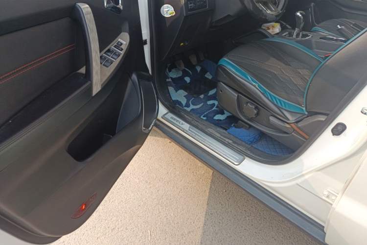 Used Geely Auto GX7 2015 Classic Edition 1.8L Manual Urban Model China IV