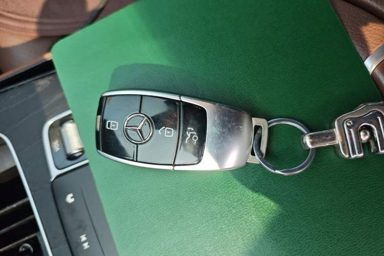 Used Mercedes-Benz E-Class 2021 E 260 L Sport Edition Vehicle Key