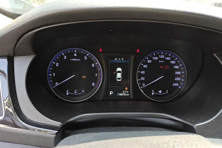 Used Hyundai Mistra 2014 1.8L Automatic Smart GLS