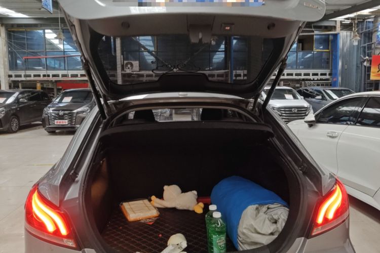 Used MG 6 2017 20T Automatic Luxury Smart Connect Version China V Standard