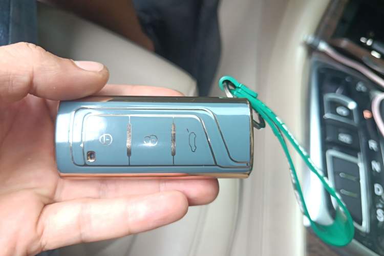 Used GAC Trumpchi GA8 2016 320T Luxury Edition
