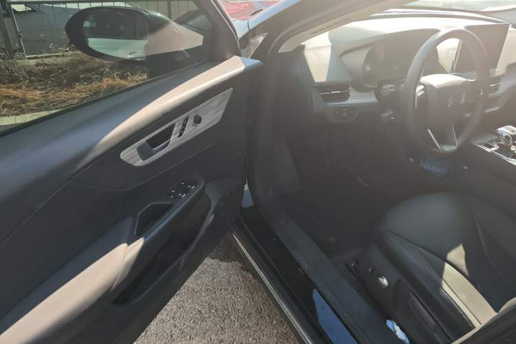 Used Hongqi E-QM5 2024 560km PLUS Driver Seat