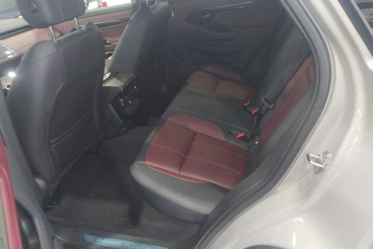 Used Land Rover Range Rover Evoque 2021 Range Rover Velar L 249PS R-Dynamic First Edition