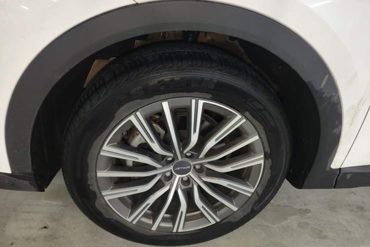 Used JETOUR X70 PRO 2023 1.5T DCT Comfort Edition 5 Seats Left Front Wheel Hub