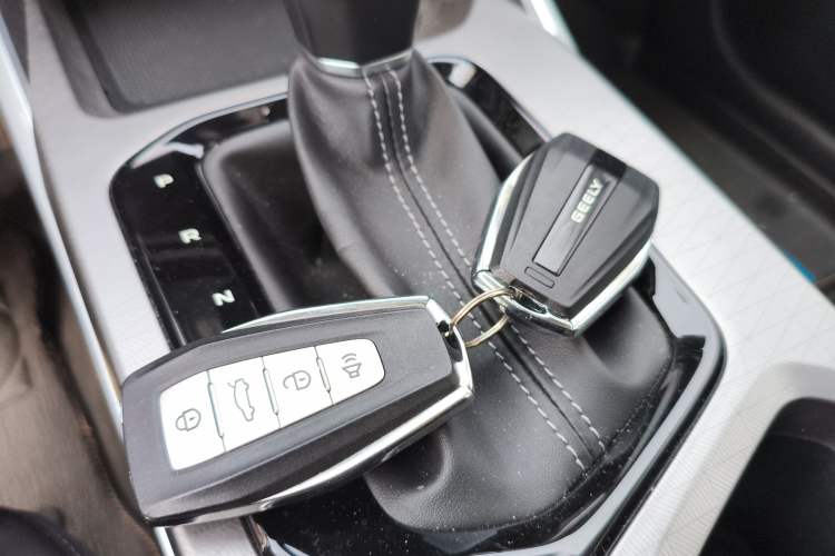 Used Geely Auto Emgrand 2025 4th Generation 1.5L CVT Starry Edition Interior 1