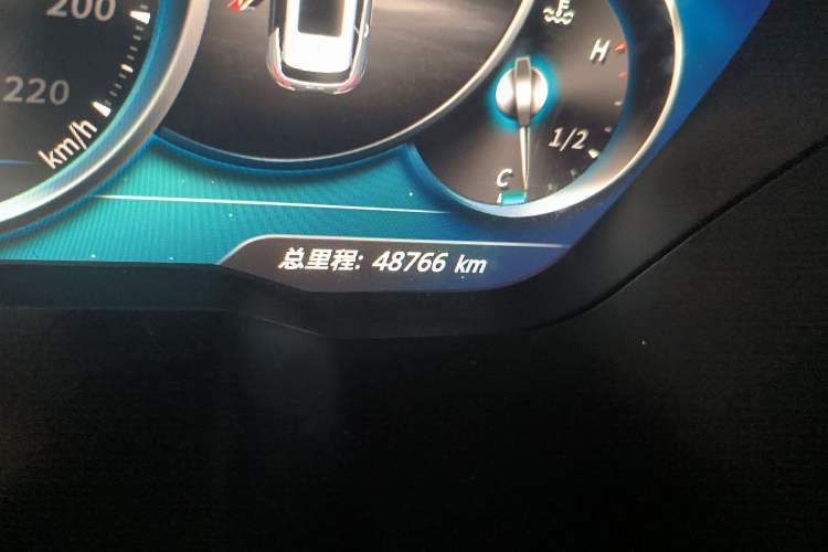 Used Zotye T800 2018 2.0T Automatic Prestige Smart Connectivity 7-Seater