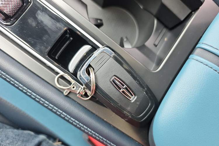 Used Lincoln Z 2024 2.0T Two-Wheel Drive Prestige Hybrid Version
