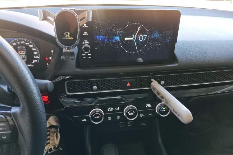 Used Honda Civic 2023 240TURBO CVT Dynamic Edition Audio And AC Panel