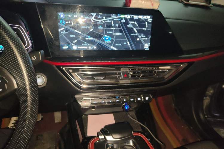 Used CHANGAN OSHAN X5 2021 1.5T DCT Prestige Edition Audio And AC Panel