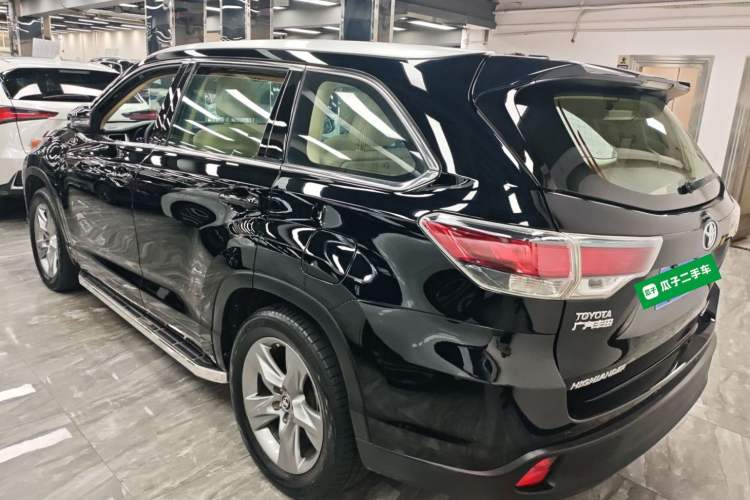 Used Toyota Highlander 2017 2.0T Four-Wheel Drive Luxury Edition 7 Seats Rear Left 45 Deg