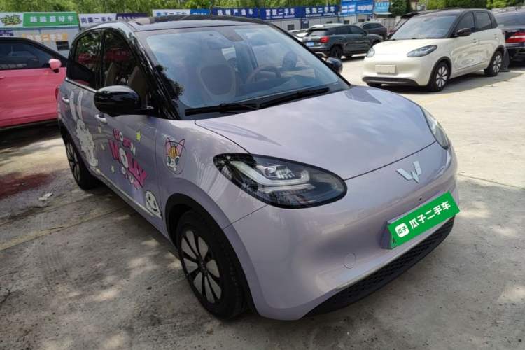 Used Wuling Bingo 2025 410 km Lingxi Deluxe Edition Front Right 45 Deg