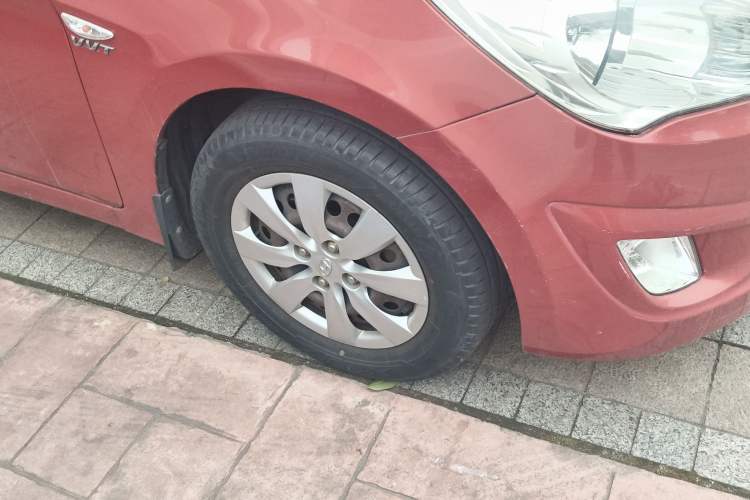 Used Hyundai Verna (older generation) 2010 Sedan 1.4L Manual Comfort GS
