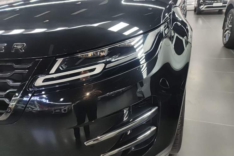 Used Land Rover Range Evoque 2021 Range Rover L 249 PS R-Dynamic SE Luxury Edition Left Front Headlight