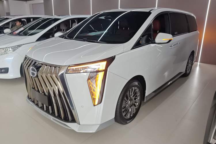 Used GAC Trumpchi M8 2023 Zongshi Series Dual-Motor Supreme Edition
