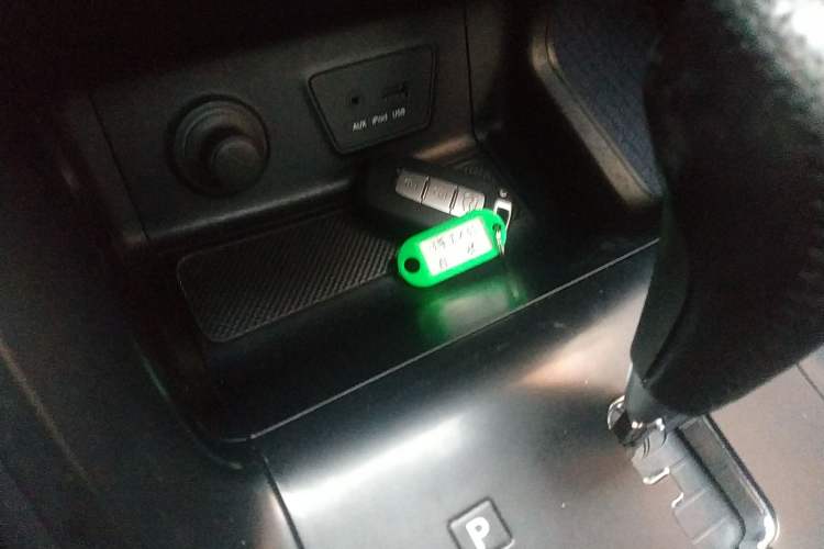 Used Hyundai ix35 2012 2.0L Automatic Two-Wheel Drive Elite Edition GLS Vehicle Key