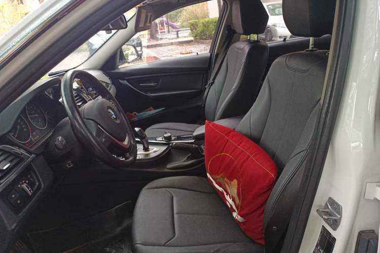 Used BMW 3 Series 2017 320Li Fashion Model Left Front Seat