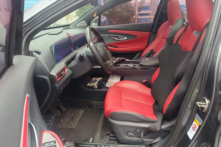 Used CHANGAN UNI-T 2020 1.5T Flagship Version
