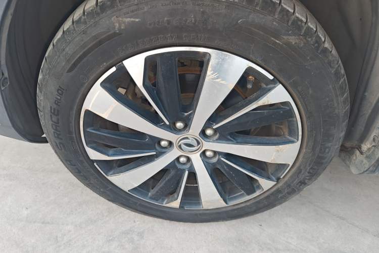 Used FORTHING Joyear X6 2017 Jingxiang Series 1.5T CVT Luxury Model
