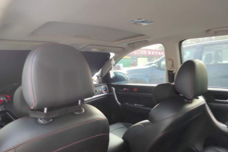 Used Haval H6 2015 Sport Edition 1.5T Automatic Two-Wheel Drive Luxury Model