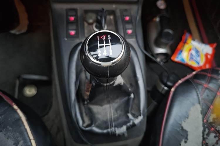 Used Volkswagen Santana  Gear Lever