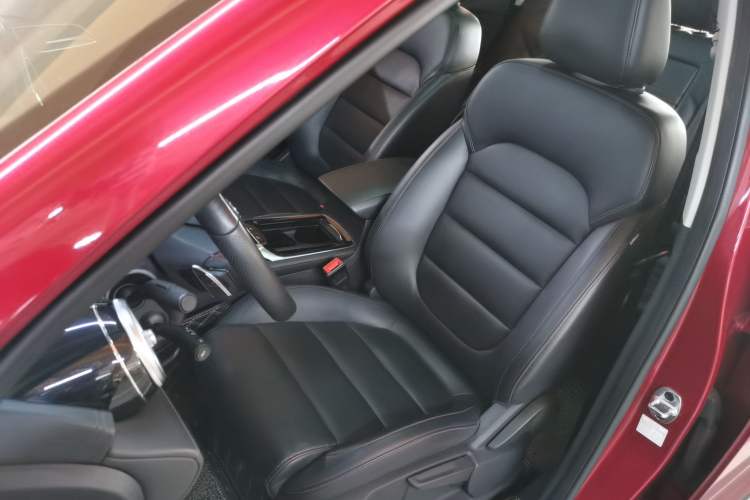 Used MG HS 2019 20T Automatic Two-Wheel Drive Luxury Edition China VI Standard
