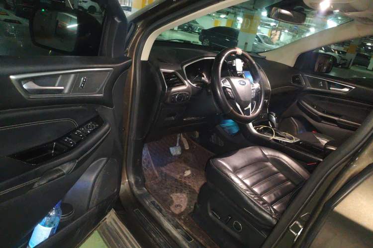 Used Ford Edge 2016 EcoBoost 245 Four-Wheel Drive Titanium Edition 7-Seater