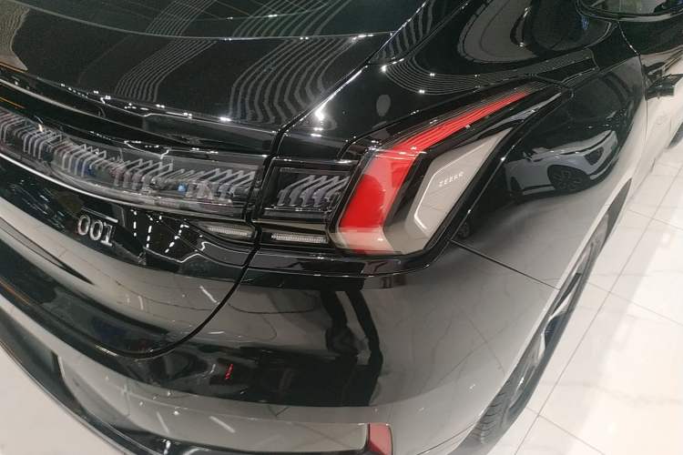 Used Zeekr 001 2023 WE Edition 100 kWh
