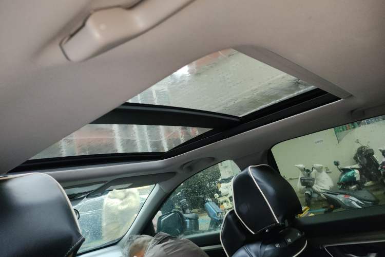 Used Honda Breeze 2020 240TURBO CVT 2WD Luxury Edition Headliner