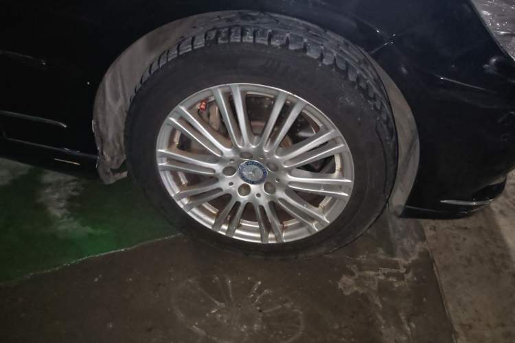 Used Mercedes-Benz E-Class 2013 E 260 L CGI Elegant Model
