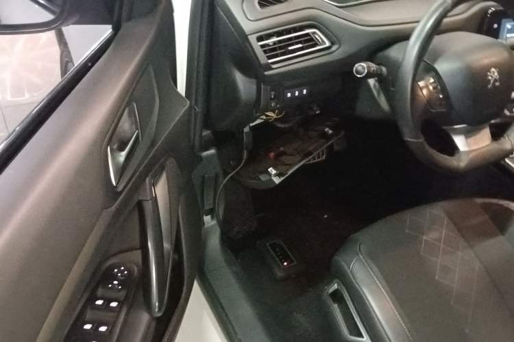 Used Peugeot 308 2016 1.6L Automatic Luxury Edition
