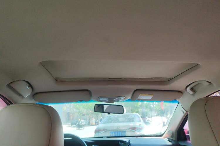 Used Roewe 360 2018 PLUS 1.5L Manual Luxury Edition
