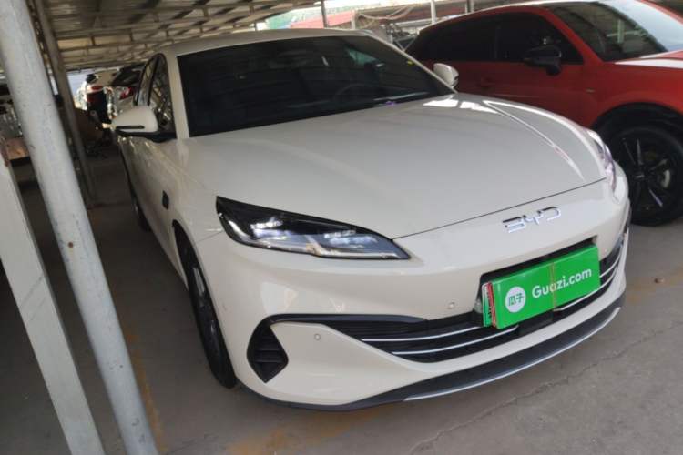 Used BYD Seal 06 New Energy 2025 DM-i Smart Drive 80KM Luxury Model Front Right 45 Deg