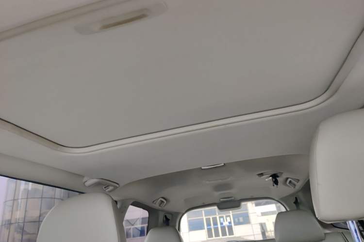 Used Mitsubishi Pajero Sport 2013 3.0L Automatic 4x4 Flagship Edition Headliner