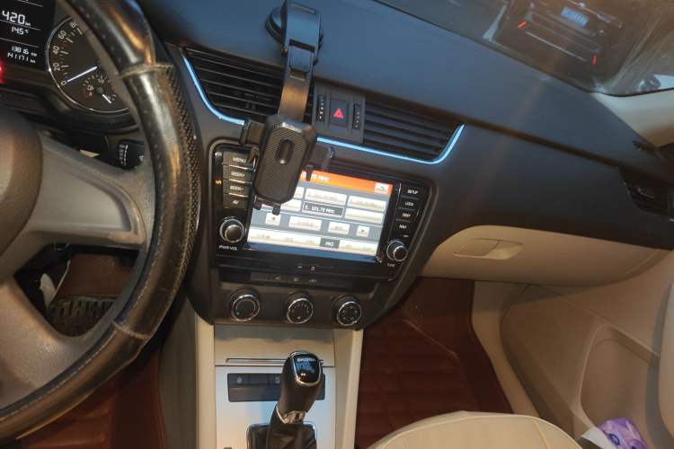 Used Skoda Octavia 2015 1.6L Automatic Yijie Edition