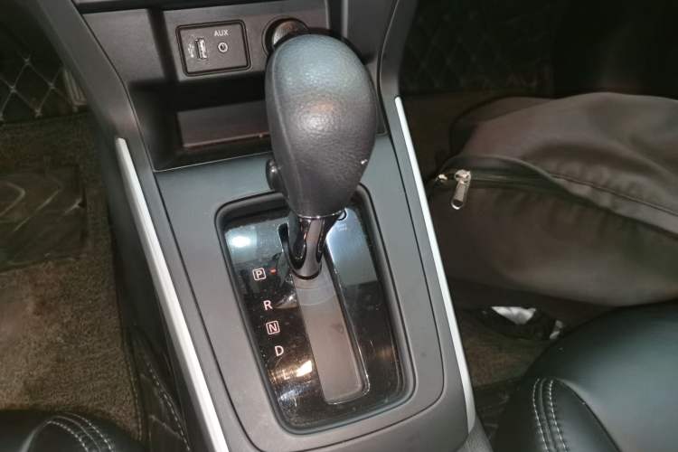 Used Nissan Sylphy 2021 Classic 1.6XE CVT Comfort Edition Gear Lever