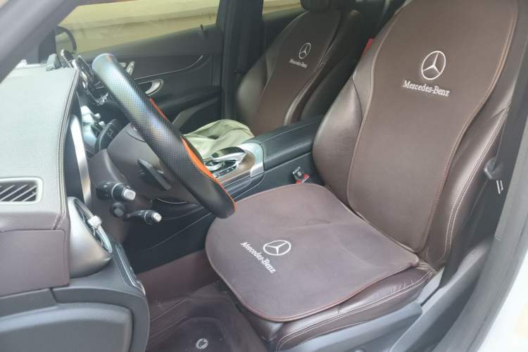 Used Mercedes-Benz GLC 2018 Refreshed GLC 300 4MATIC Dynamic Edition