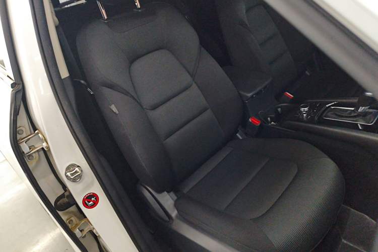 Used Mazda CX-5 2022 2.0L Automatic Two-Wheel Drive Comfort Version Right Front Seat