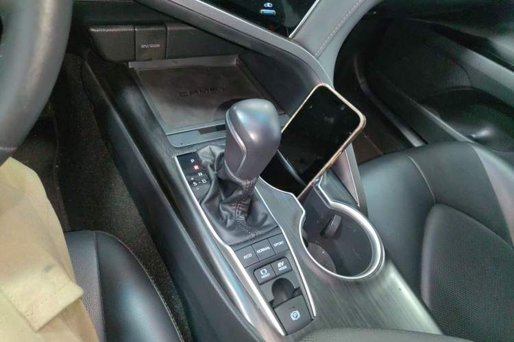 Used Toyota Camry 2023 Dual-Motor 2.5 HGVP Leading Edition